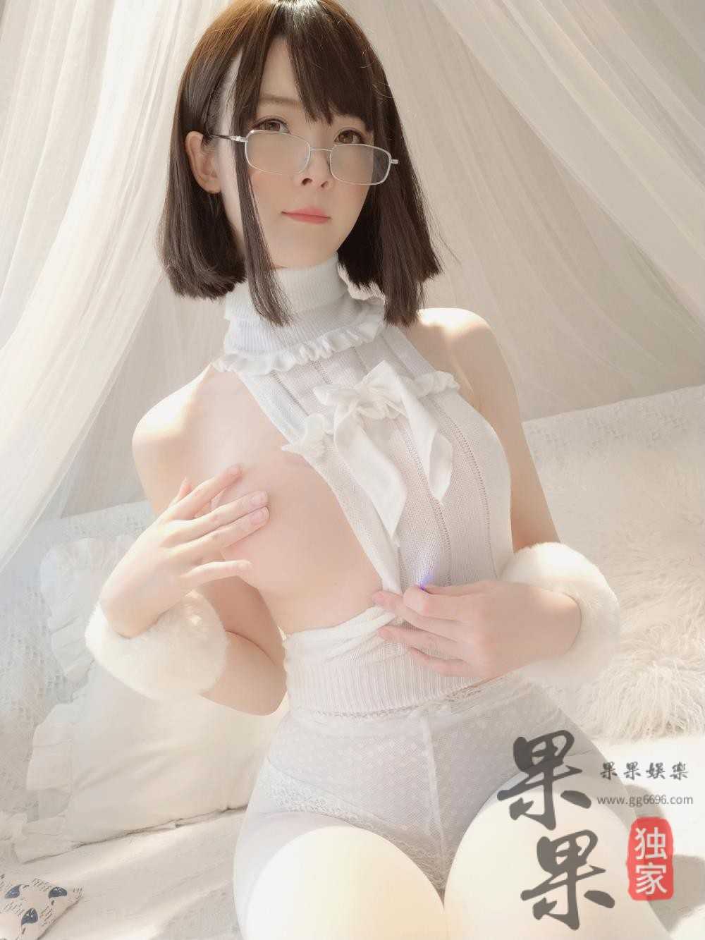 一小央泽 – 糯米元宵 [102P+3V/1.3G]（2）